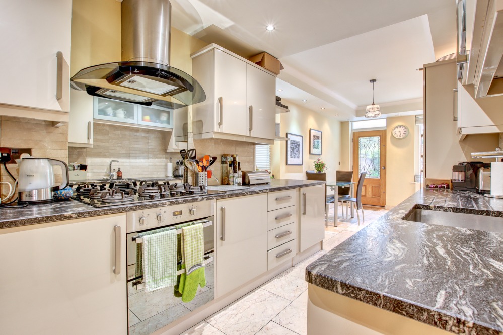 Property Peek 46 Old Elvet, Durham Living North